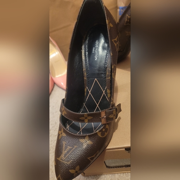 Louis Vuitton pumps - Picture 5 of 5